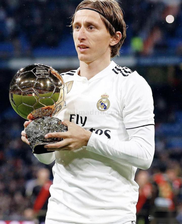 德国羽球超级300赛｜ 安赛龙旗开得胜闯16强 贺首维绝地大逆转告捷