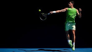 百家乐新手别急着上（刚入门的百家乐玩家，别急着上桌）