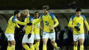 德扑翻前：面对松凶玩家的范围调整。（德州扑克翻前：如何针对松凶对手调整范围）